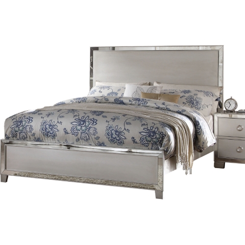 Voeville II King Bed in Platinum w/ Mirror Trim Inlay