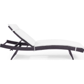 Biscayne Outdoor Chaise Lounge in Resin Wicker & White Fabric Cushion