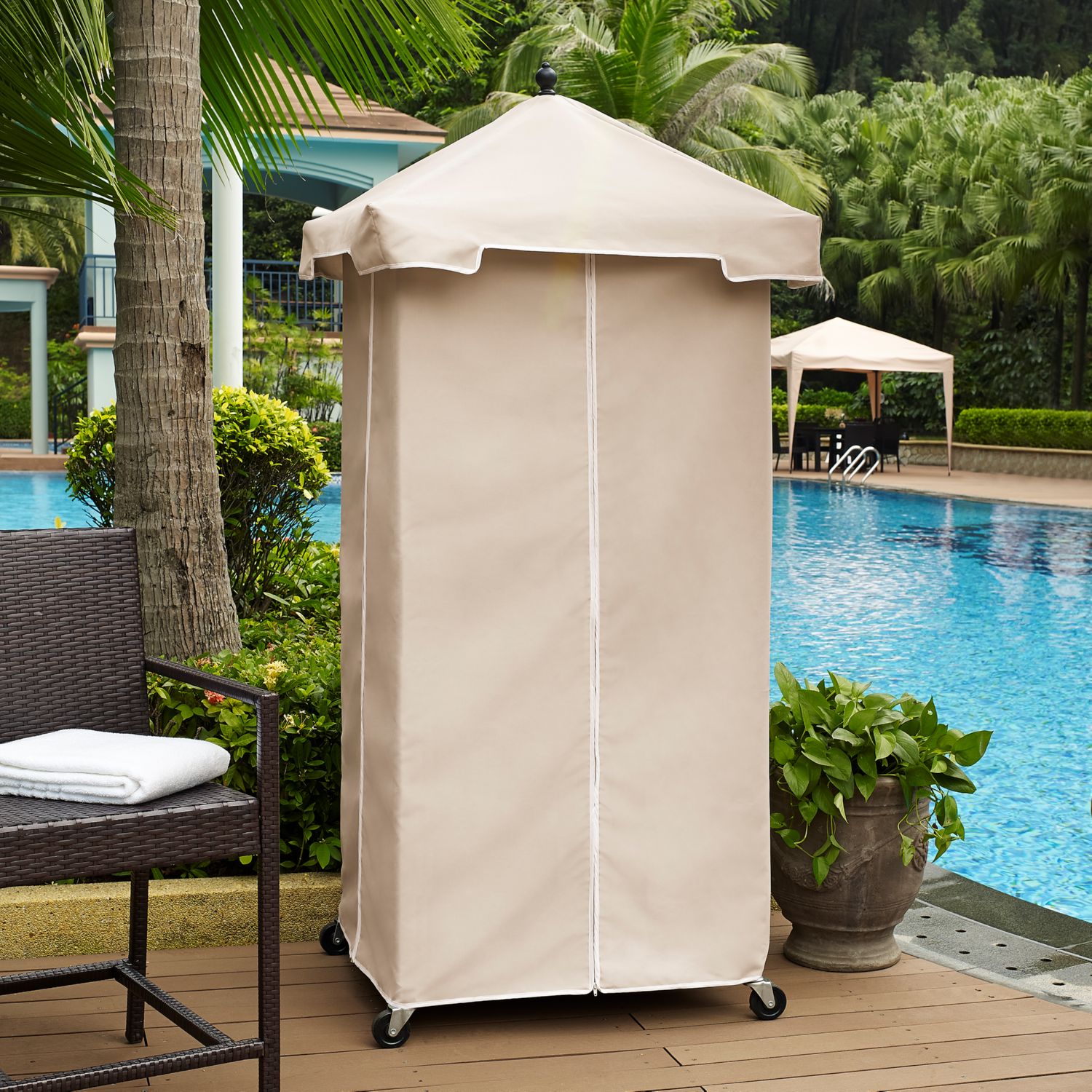 Crosley CO7304 BR Palm Harbor Outdoor Pool Towel Valet w Sand Cover