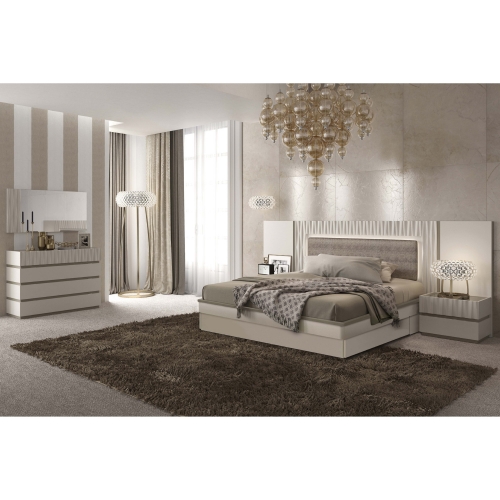 Marina Queen Bed in Matte Piedra Finish