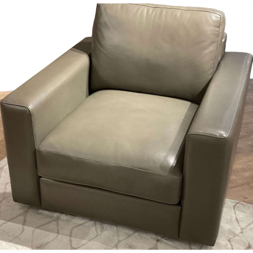 Novella Accent Chair in Portofino Cavallo Top Grain Leather