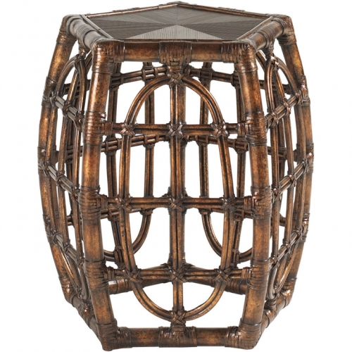 Oval Reef Accent End Table in Sugarcane & Rattan