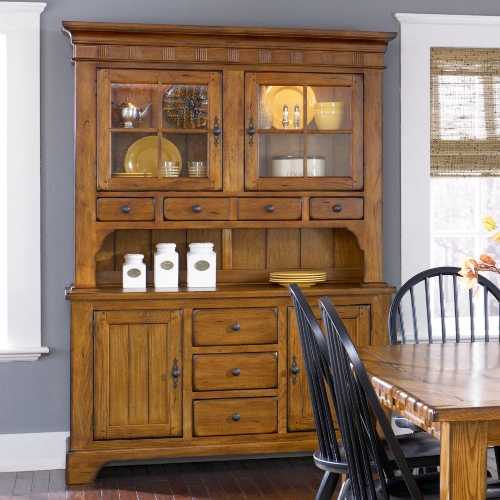 Treasures Buffet & Hutch in Rustic Oak