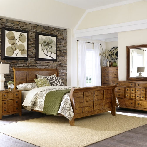 Grandpas Cabin Queen 5 Piece Sleigh Bedroom Set in Aged Oak