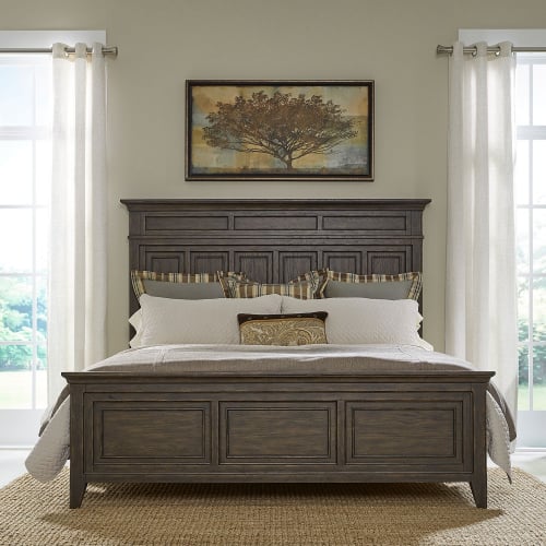 Paradise Valley Queen Panel Bed in Saddle Brown Finish