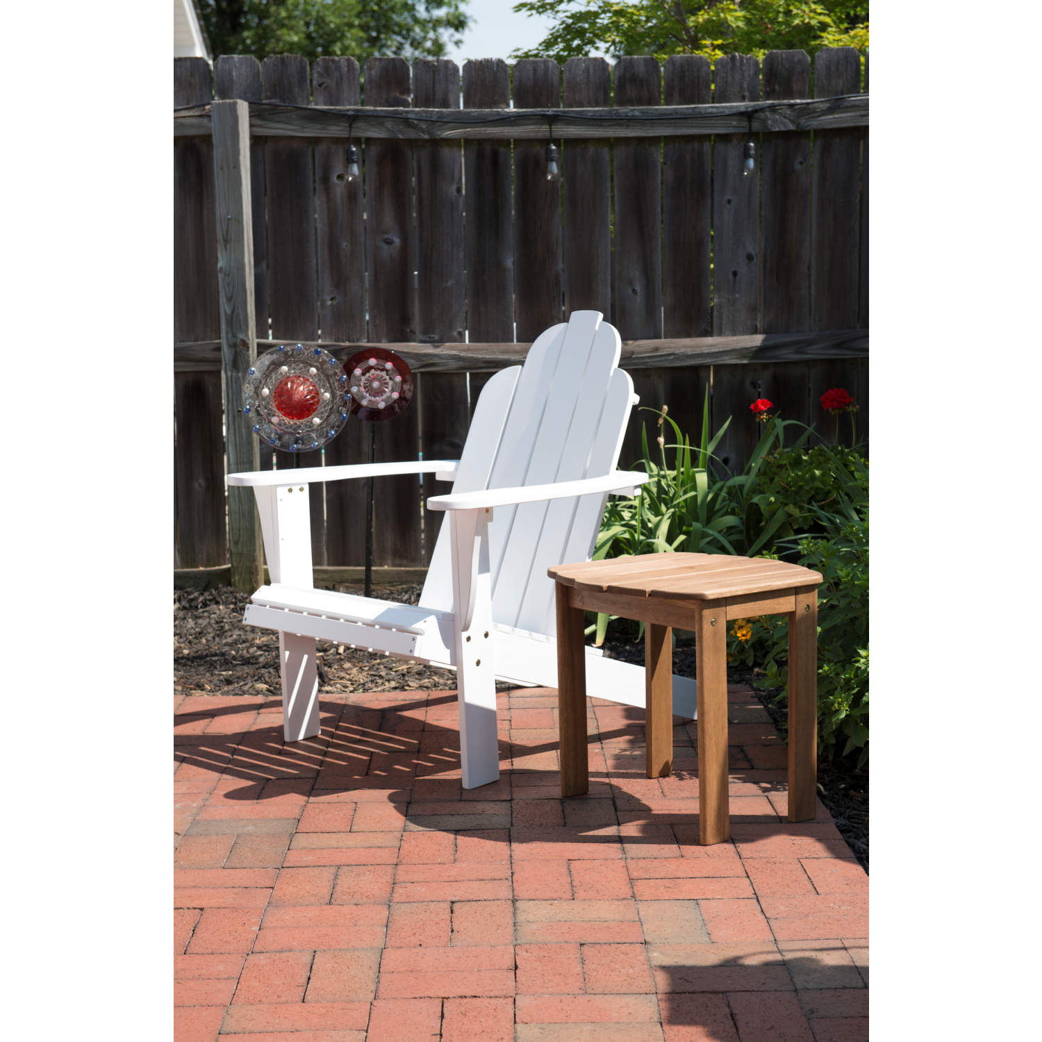 Chaise Lounge in White by Bar Harbor Spice Islands BHCL-W - Rattan
