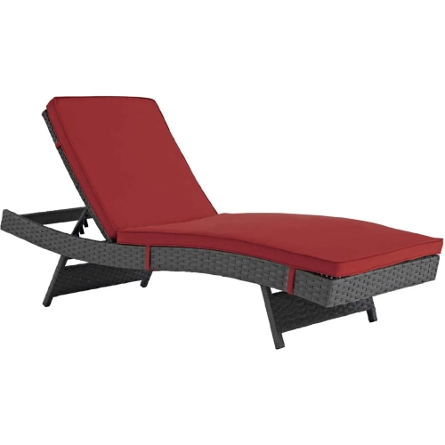 Sojourn Outdoor Sunbrella &reg; Chaise in Chocolate Poly Rattan & Red