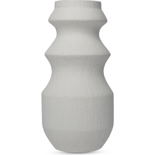 Perri Vase in White Stoneware